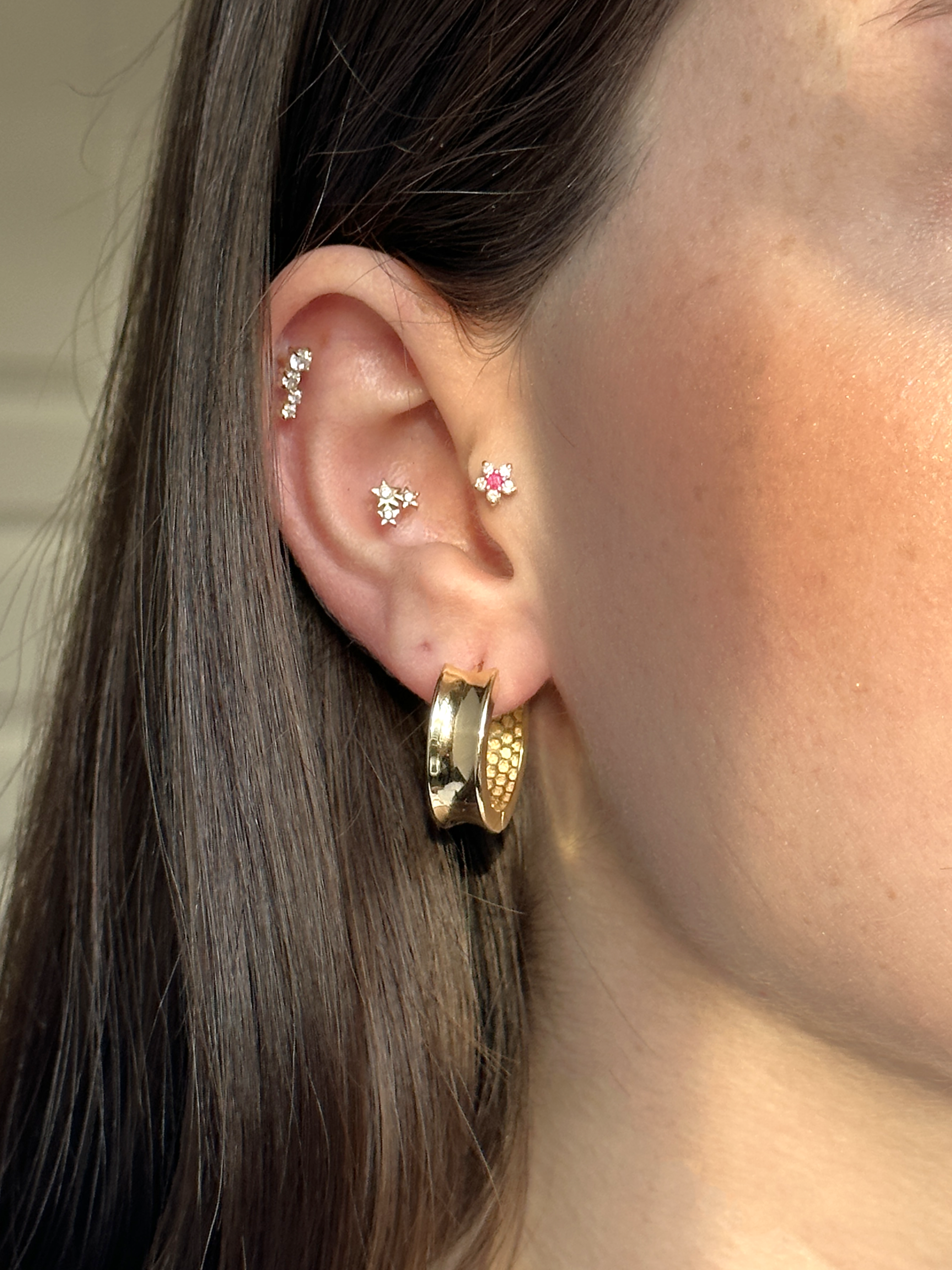 Taşsız Geniş Halka Küpe | Jewelina Taşsız Geniş Halka Küpe