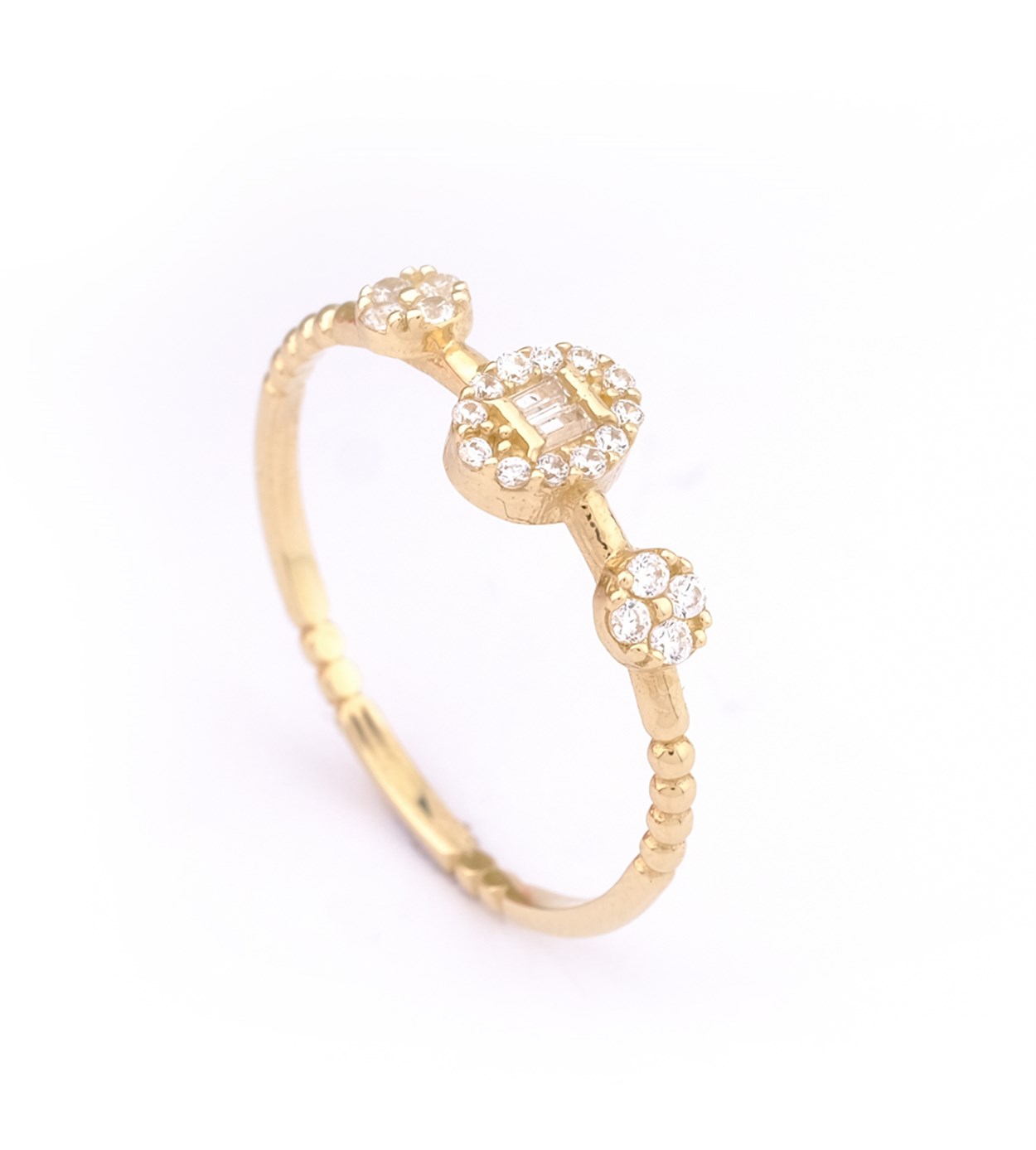 Işıltılı bir başlangıç için Jewelina Yüzük