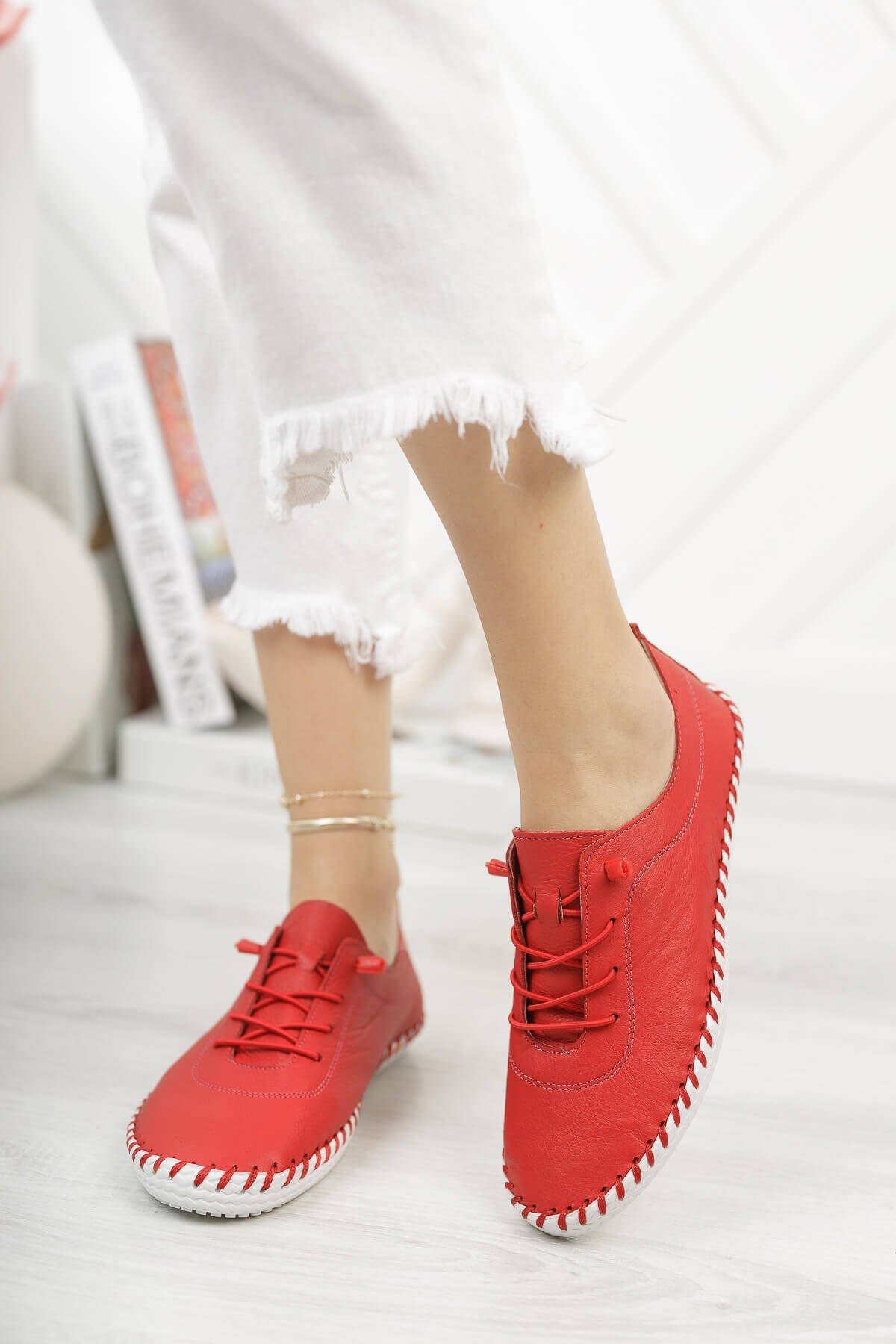 Verone Hakiki Deri Yazlık Kırmızı Kadın Ayakkabı - Morenica