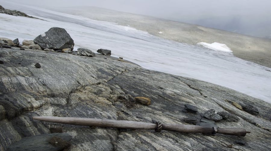 Norveç’te Eriyen Buzlardan Viking Eserleri Çıkıyor