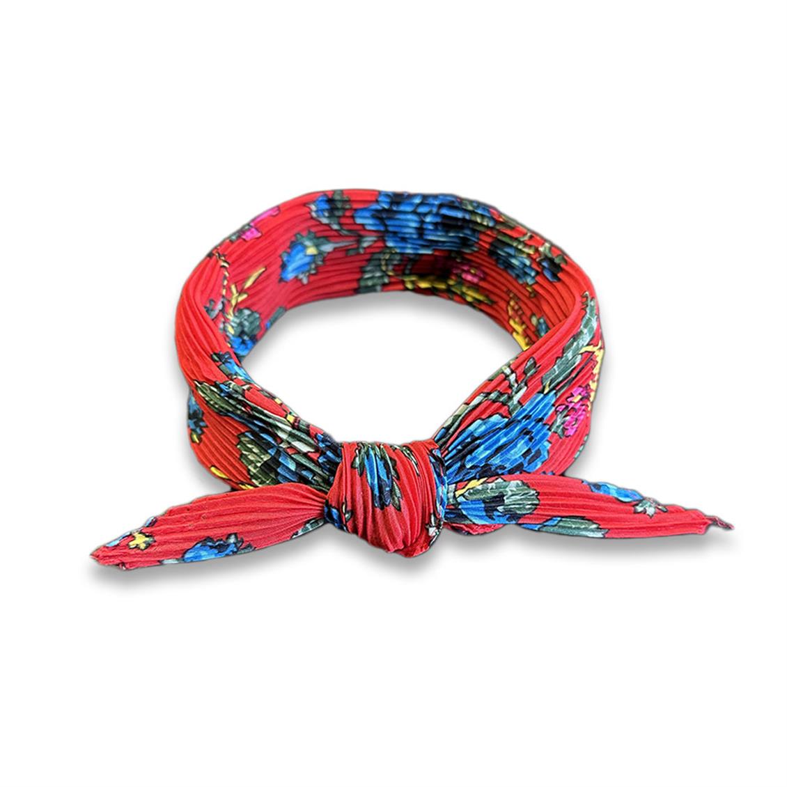 {Bandana}