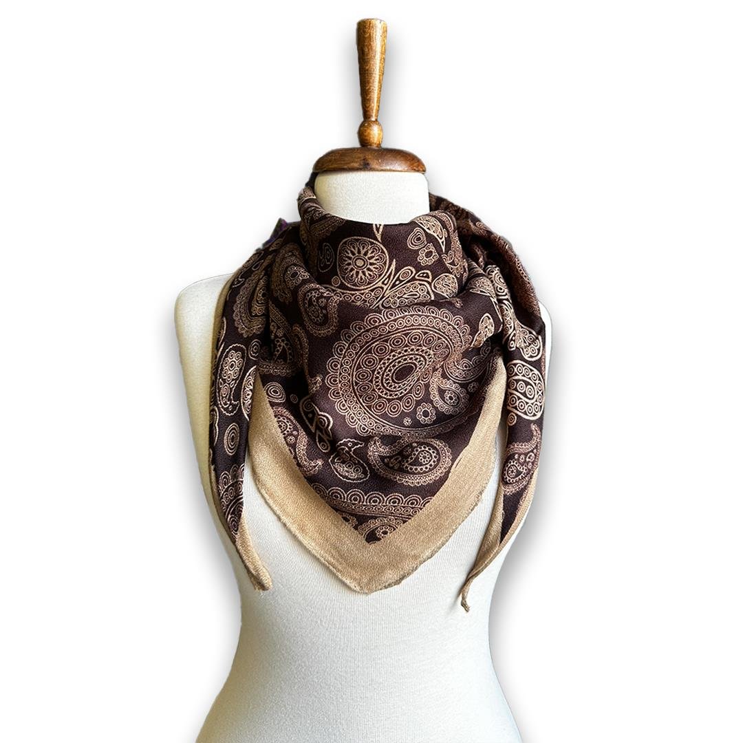{Bandana}