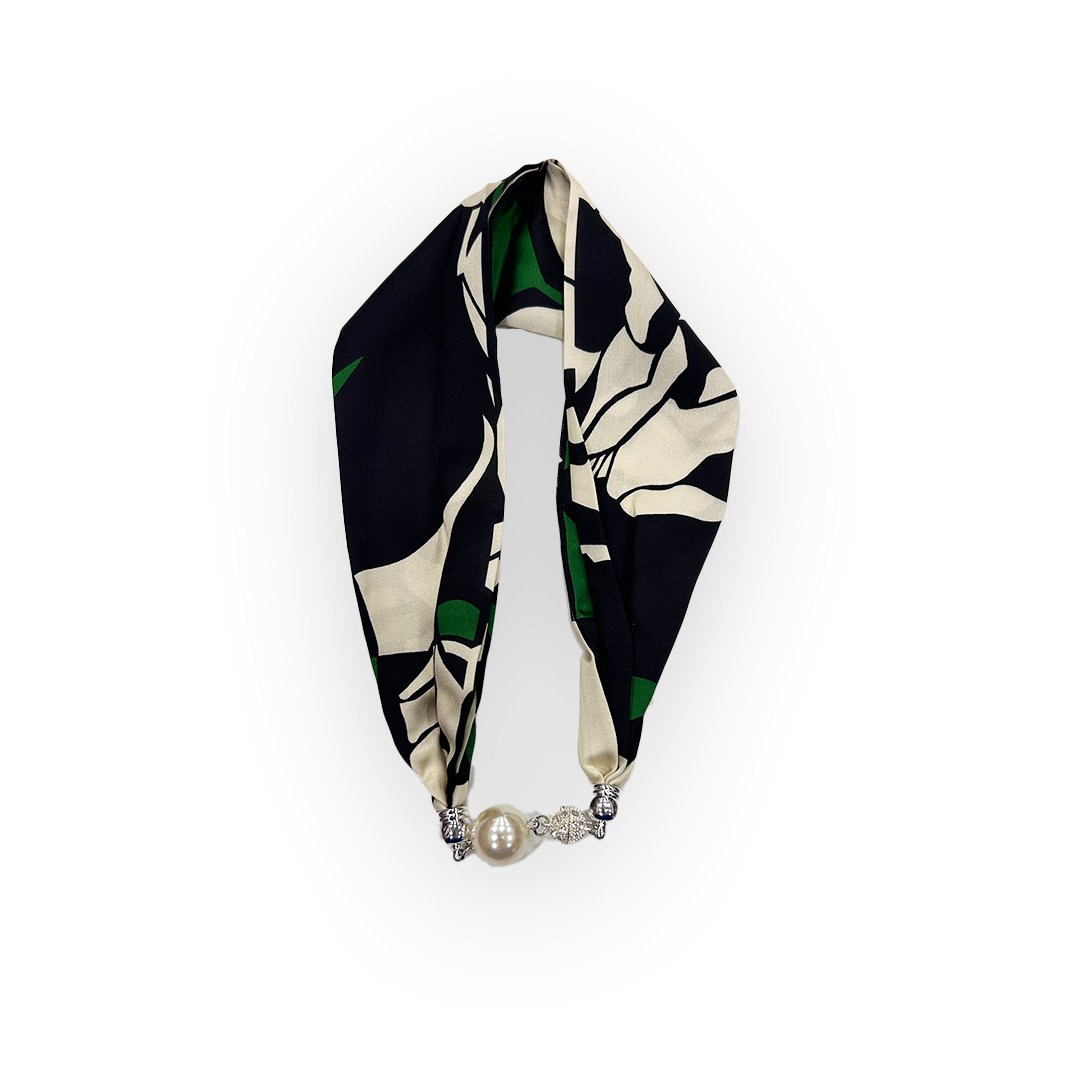 {Bandana}
