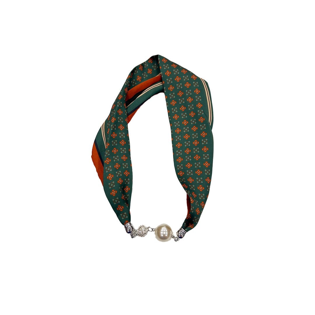 {Bandana}