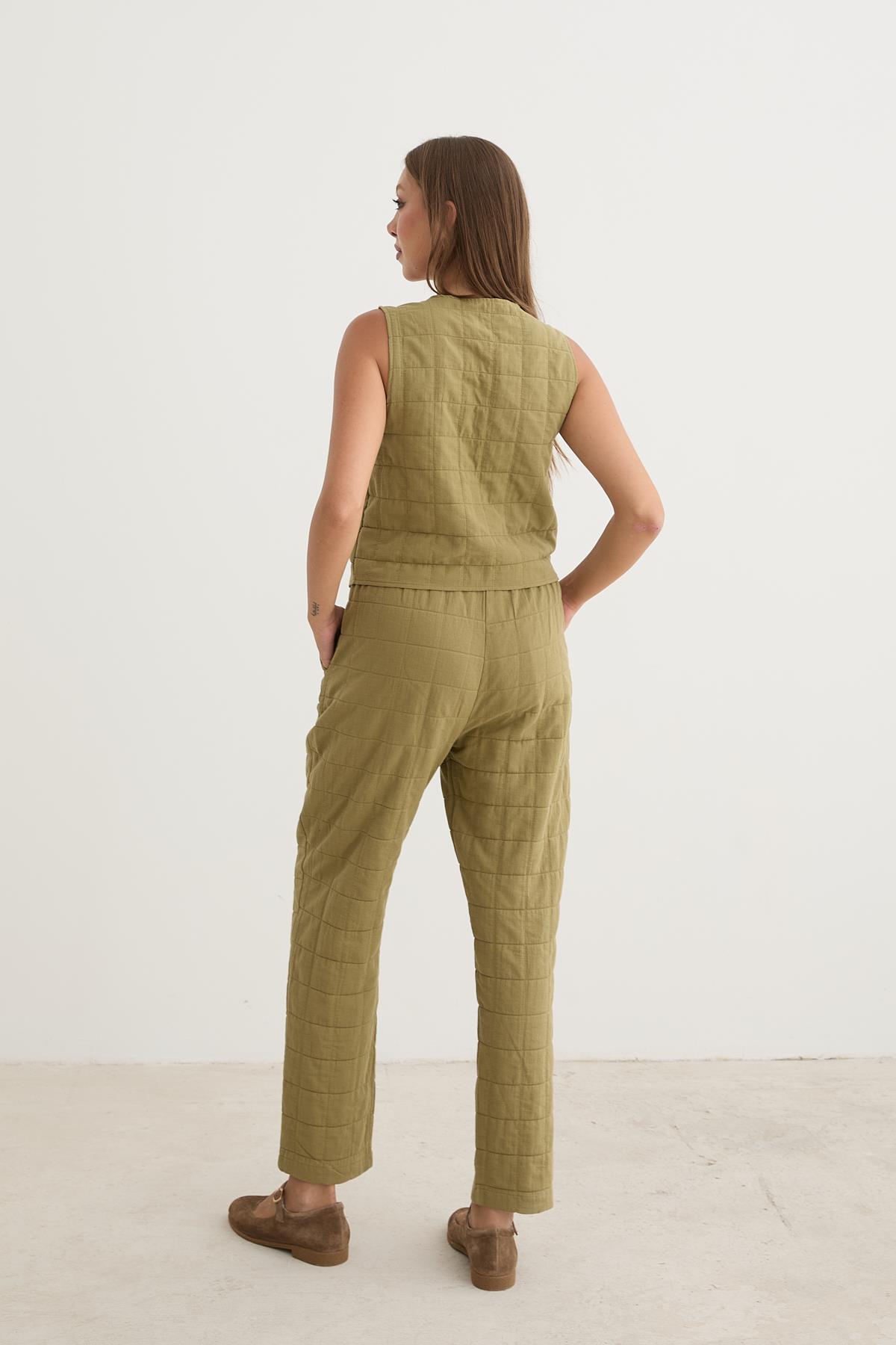 Kadın Beli Kordon Detaylı Desenli Kapitone Pantolon HAKİ