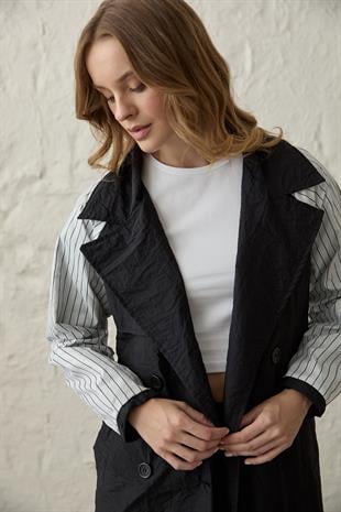 Arka Baskı Detaylı Düğmeli Trençkot SİYAH