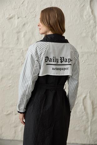 Arka Baskı Detaylı Düğmeli Trençkot SİYAH