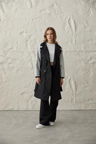 Arka Baskı Detaylı Düğmeli Trençkot SİYAH