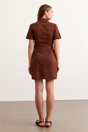 Beli Kuşaklı Düğmeli Gabardin Elbise KAHVE