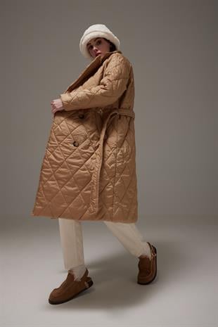 Ceket Yaka Beli Kuşaklı Kapitone Uzun Kadın Mont CAMEL