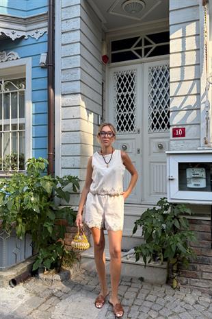 Etek Nakış Detaylı Bluz TAŞ