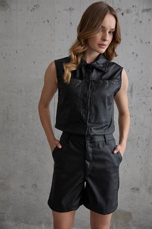 Kadın Düğme Detaylı Deri Kısa Şort SİYAH
