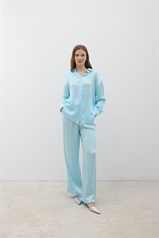 Kadın Önü Düğmeli Oversize Saten Gömlek BEBE MAVİ