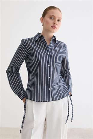 Kadın Yan Büzgülü Bağcıklı Çizgili Gömlek LACİVERT