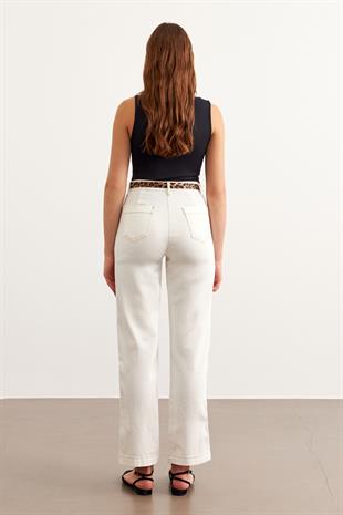 Leopar Kemer Detaylı Gabardin Pantolon EKRU