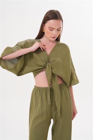 Omuz Nakış Detaylı  Beli Bağlamalı Gömlek HAKİ
