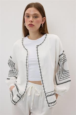 Ön Ve Kol Nakış Detaylı Gömlek EKRU