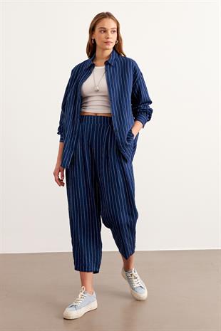 Önü Düğmeli Çizgili Oversize Gömlek LACİVERT