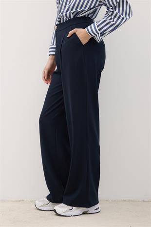 Önü Fermuarlı Düğme Detaylı Pantolon LACİVERT