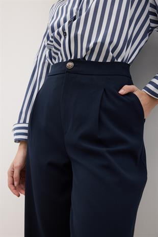 Önü Fermuarlı Düğme Detaylı Pantolon LACİVERT