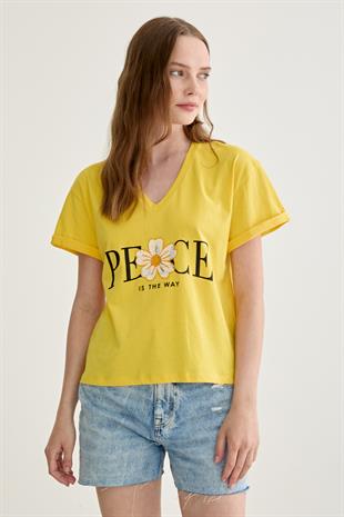 Baskı Detaylı V Yaka Kadın Tshirt SARI
