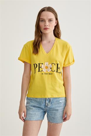 Baskı Detaylı V Yaka Kadın Tshirt SARI