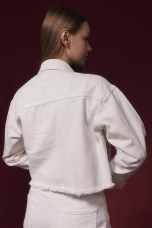 Uzun Kollu D Tokalı Gabardin Ceket BEYAZ