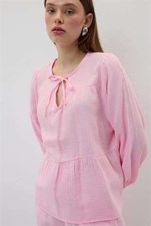 Yakası Bağcıklı Müslin Bluz PEMBE