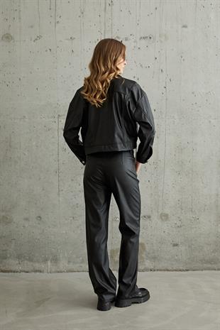 Zincir Detaylı Düğmeli Deri Ceket SİYAH