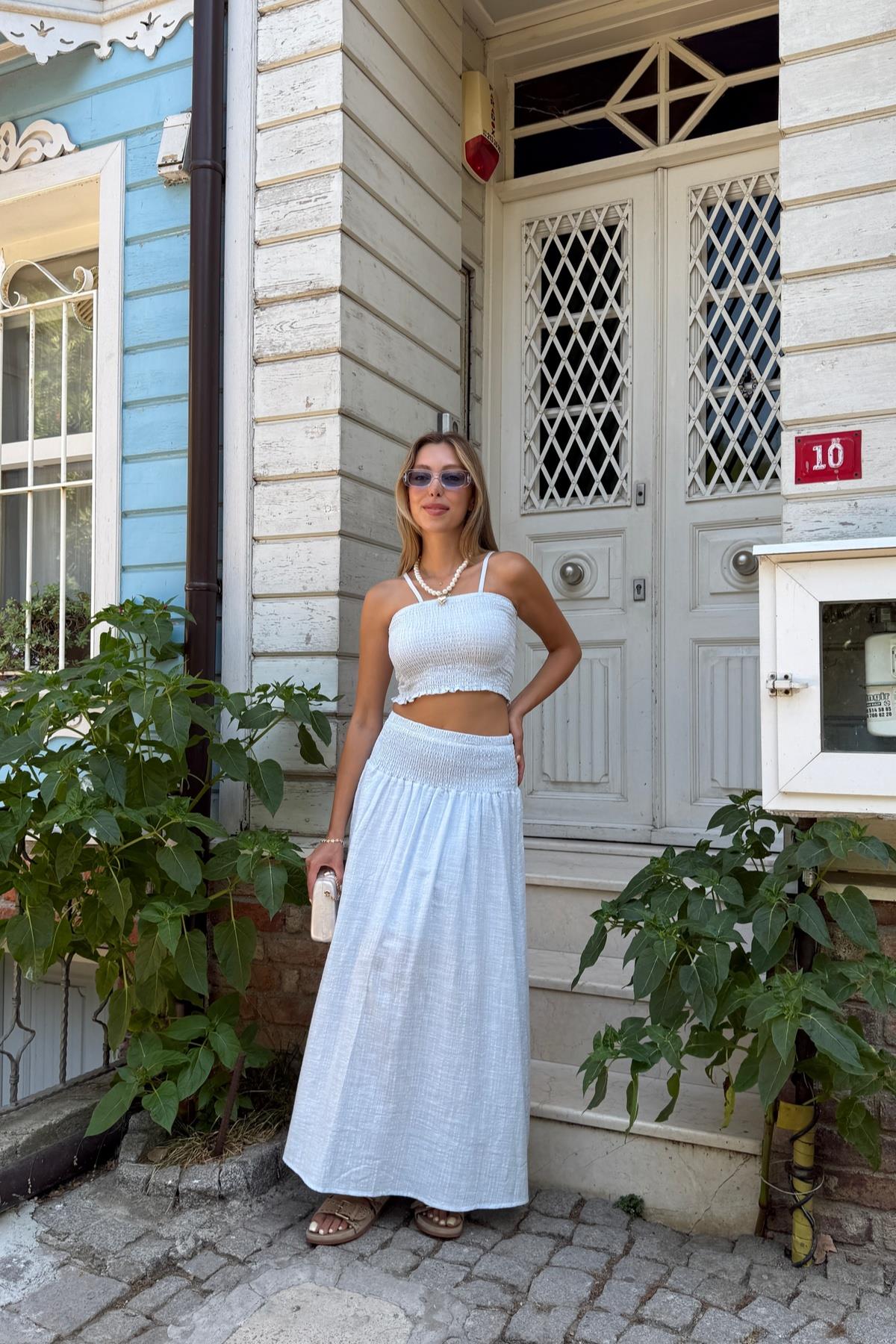 B28-4994-241MarkasızBLUZAskılı Gipe Detaylı Bluz EKRU