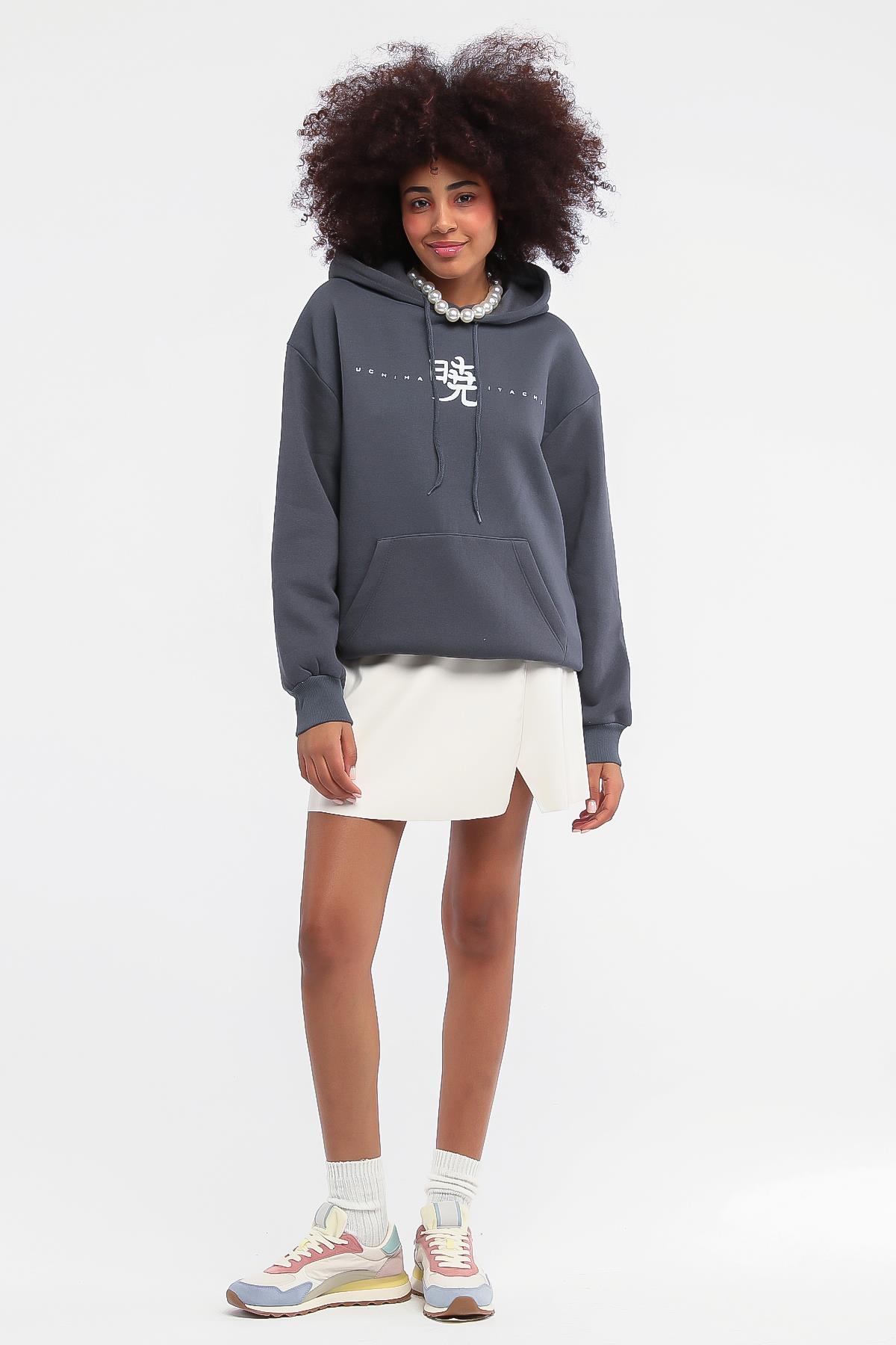Kadın Uchiha İtachi Baskılı Kapüşonlu Sweatshirt