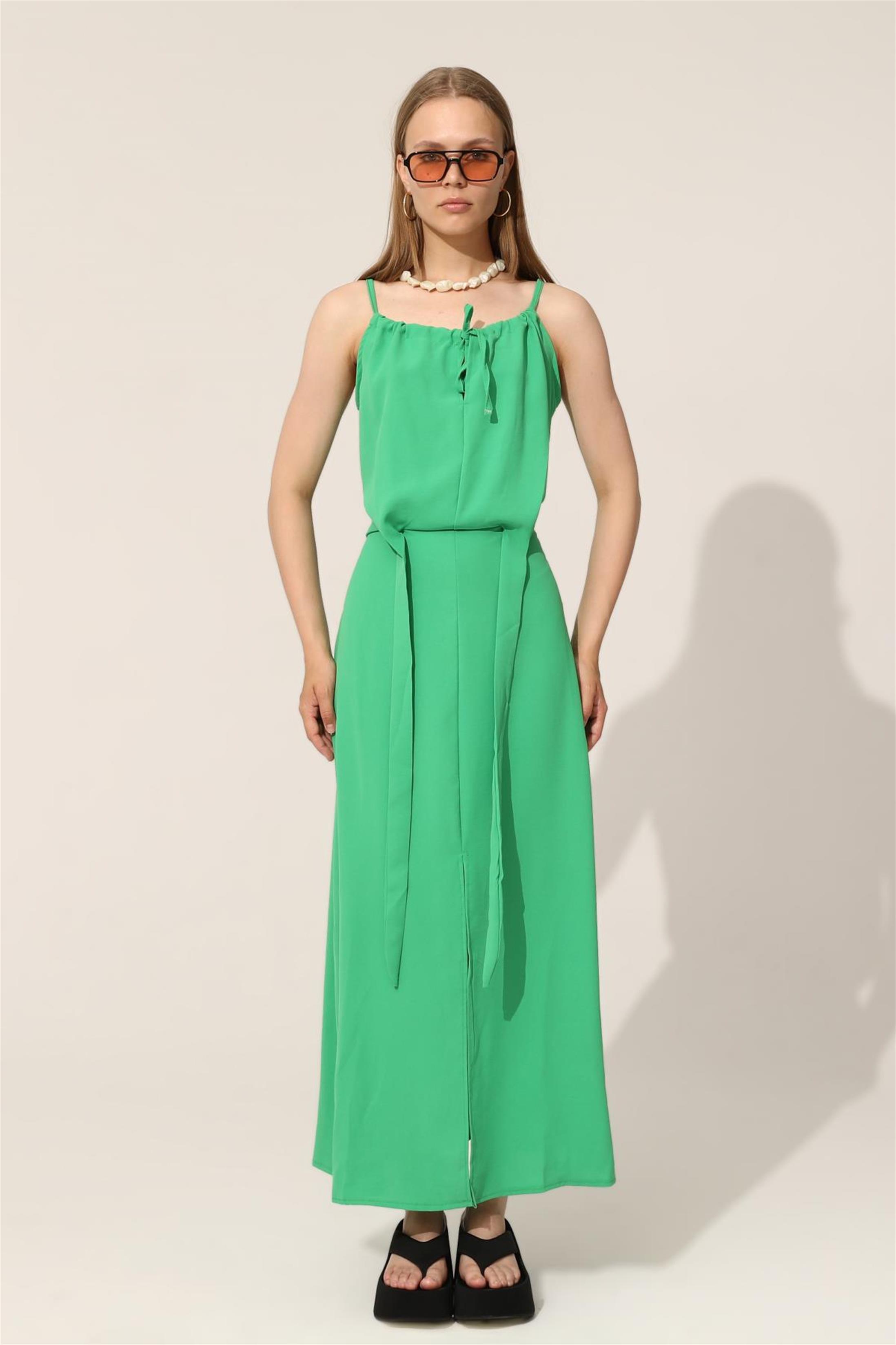 Belden Bağlamalı Halter Yaka Elbise - Yeşil