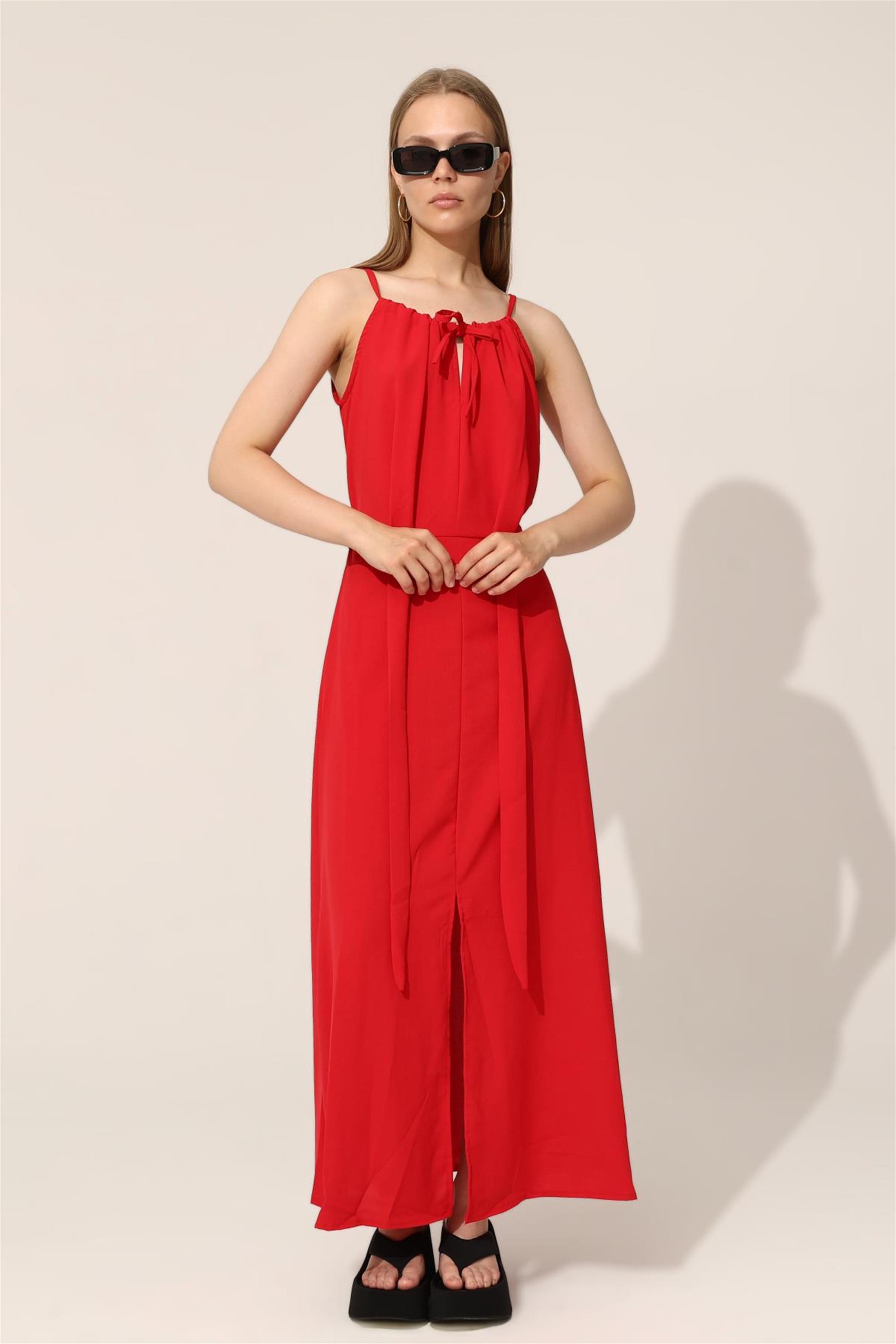 Belden Bağlamalı Halter Yaka Elbise - Kırmızı