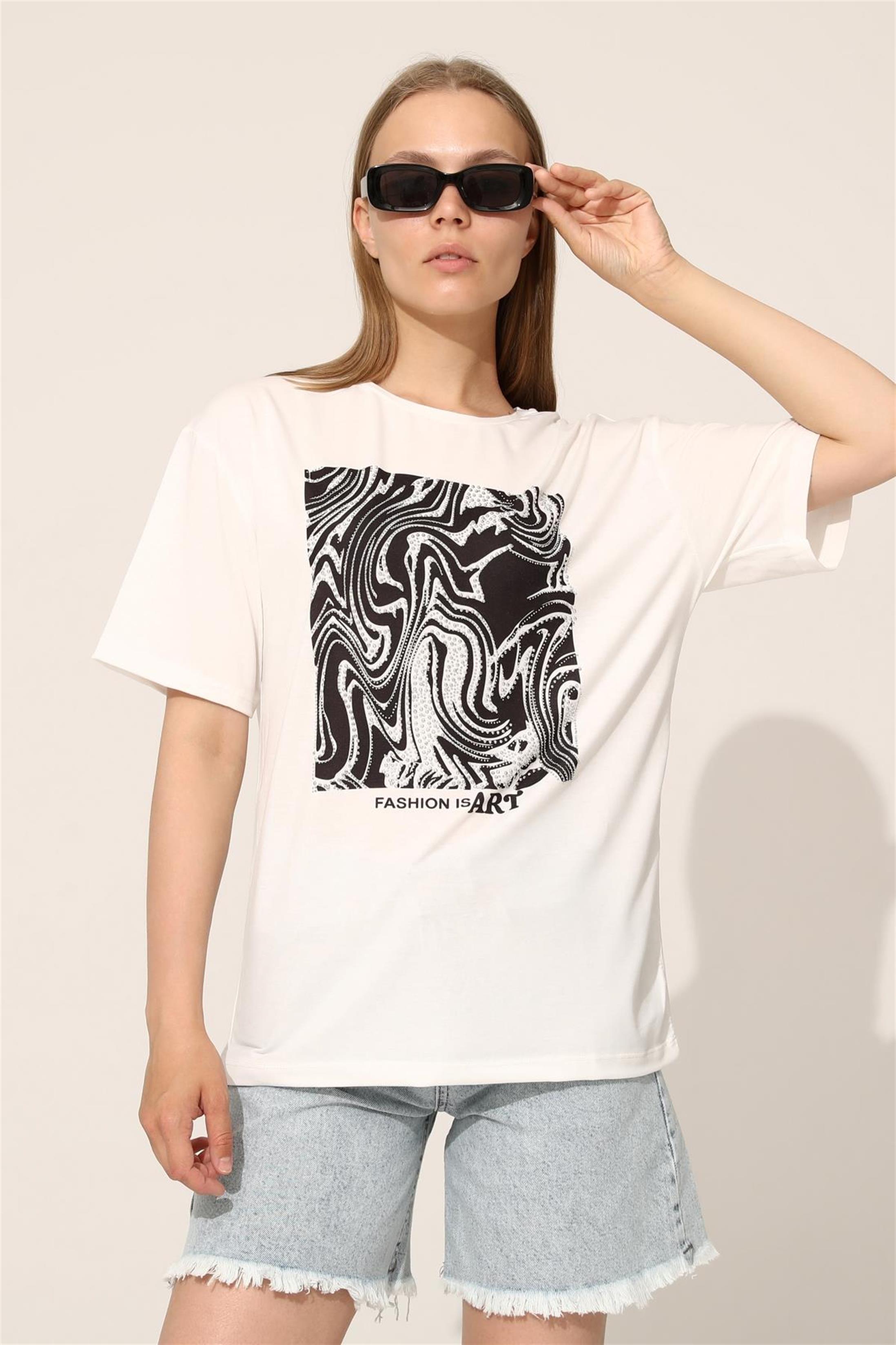 Fashion Is Art Baskılı T-Shirt - Siyah