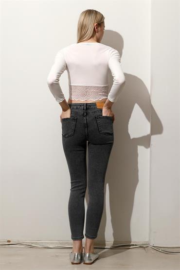 Kadın Yüksek Bel Dar Paça Slim Fit Denim Jean Pantolon