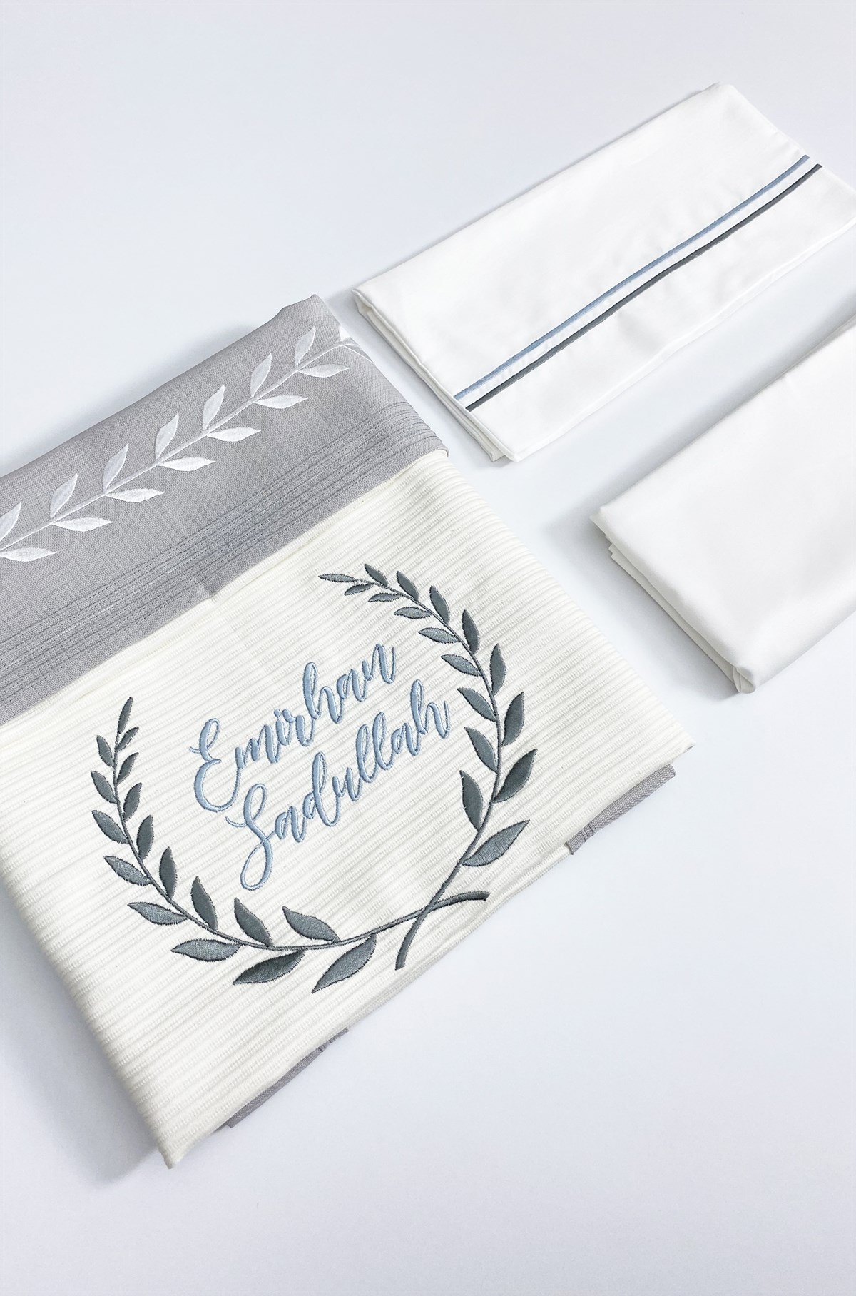 Luxury Gri Keten Başlıklı Çift Renk Nakışlı Pike