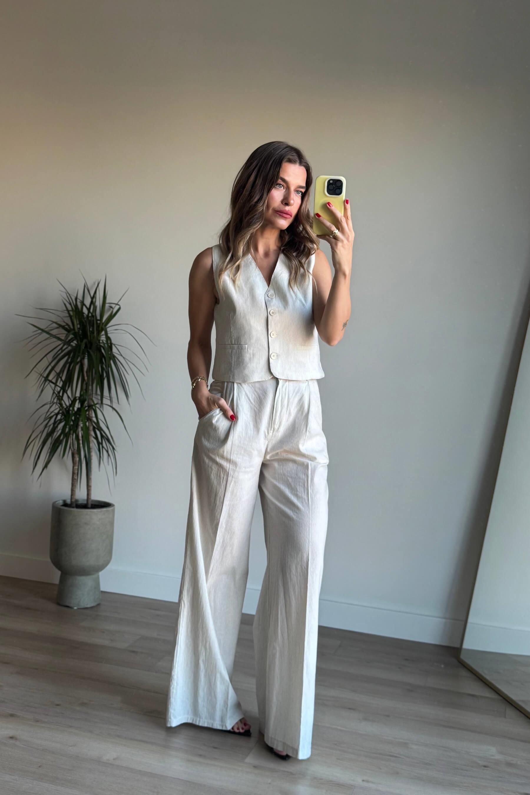 Bej Çizgili Yelek Pantolon Takım