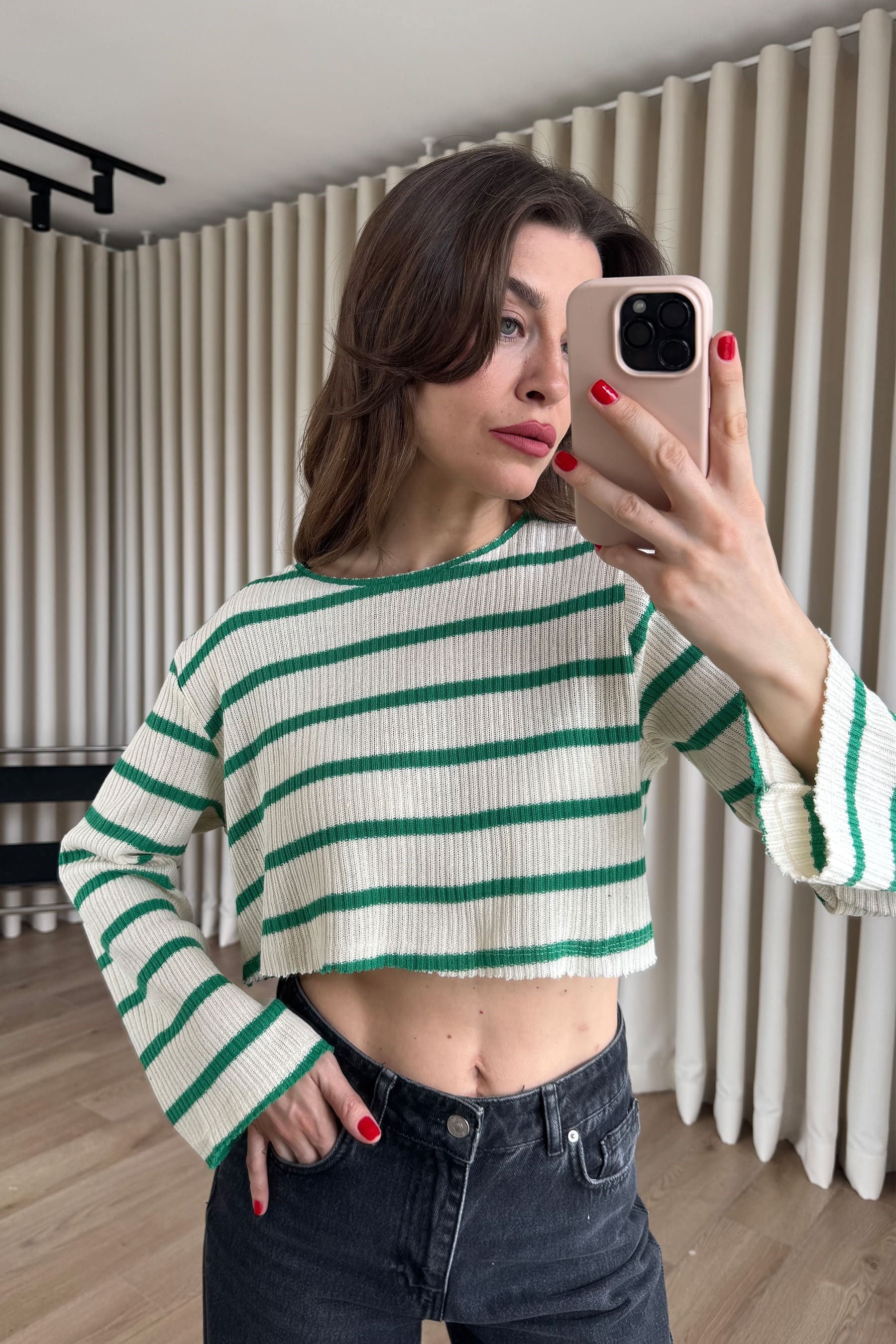 Bej Yeşil Çizgili Crop Triko Bluz