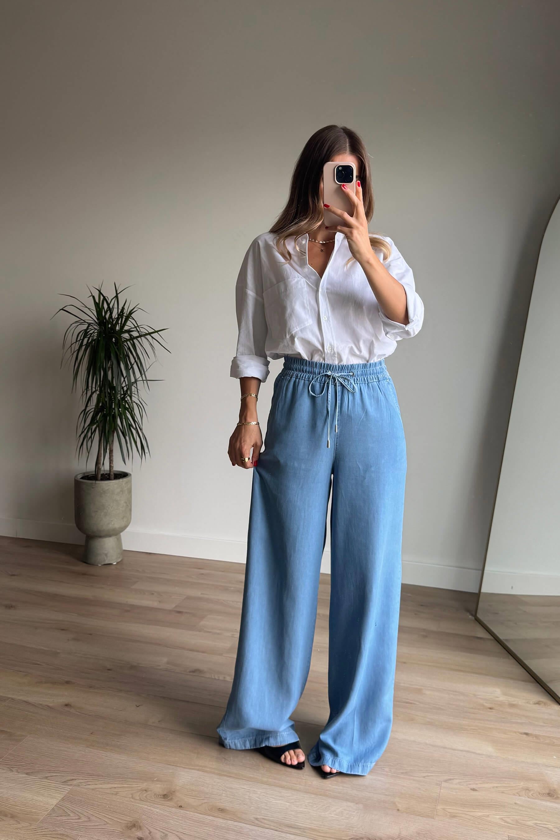 Mavi Beli Lastikli Bol Paça Salaş Model İnce Kot Pantolon