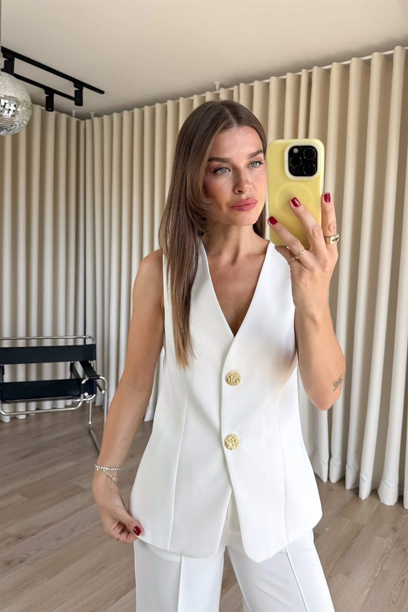 Beyaz Gold Düğmeli Yelek Pantolon Takım