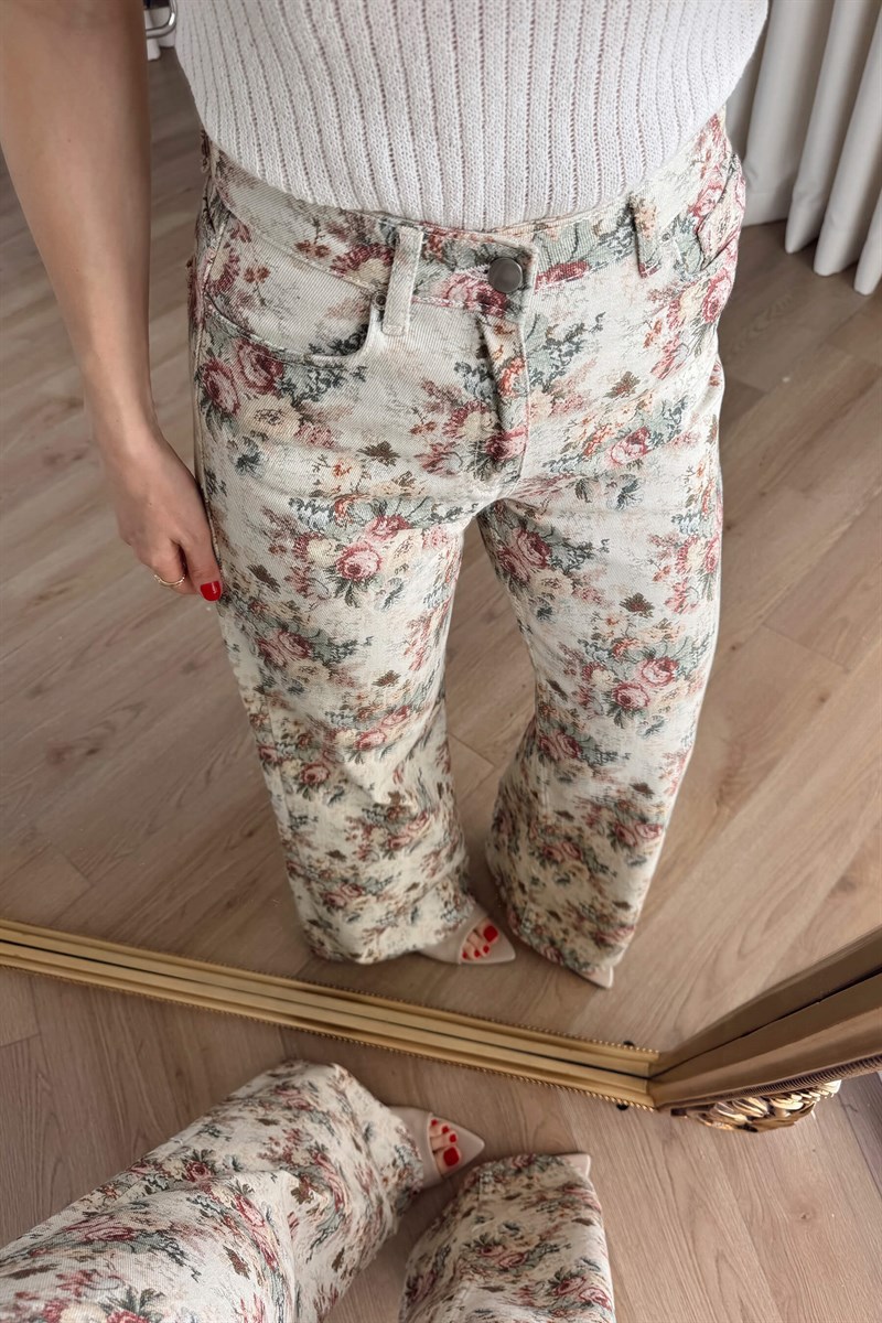 Krem Pembe Çiçekli Desenli Jean