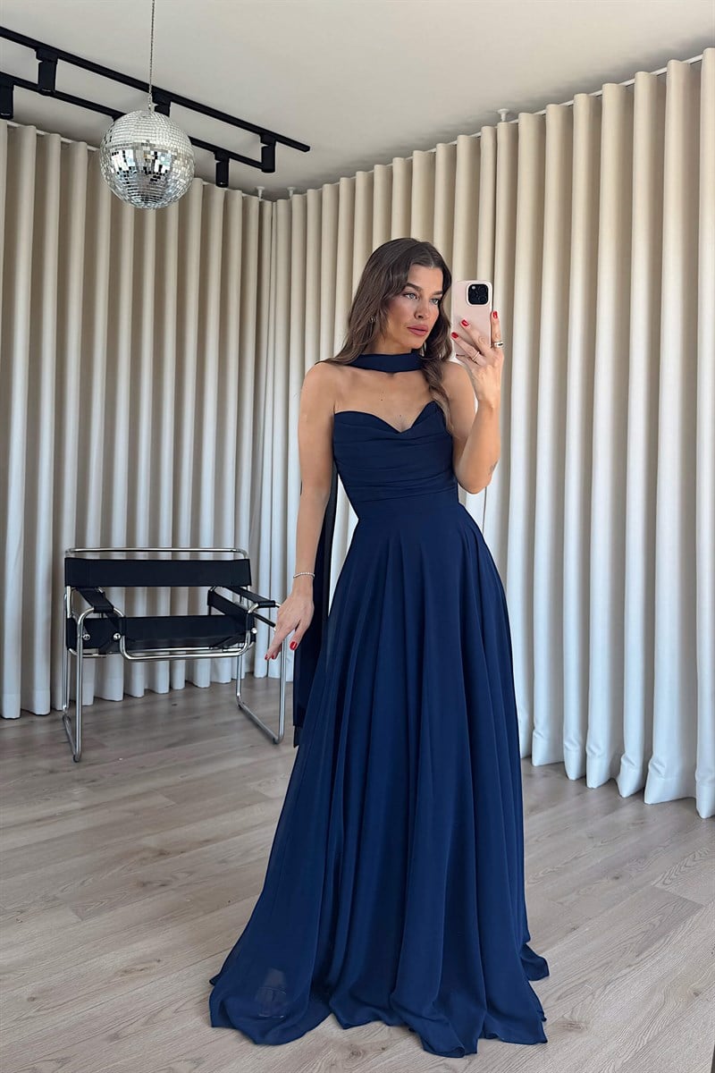 Lacivert Drapeli Straplez Şallı Abiye Elbise