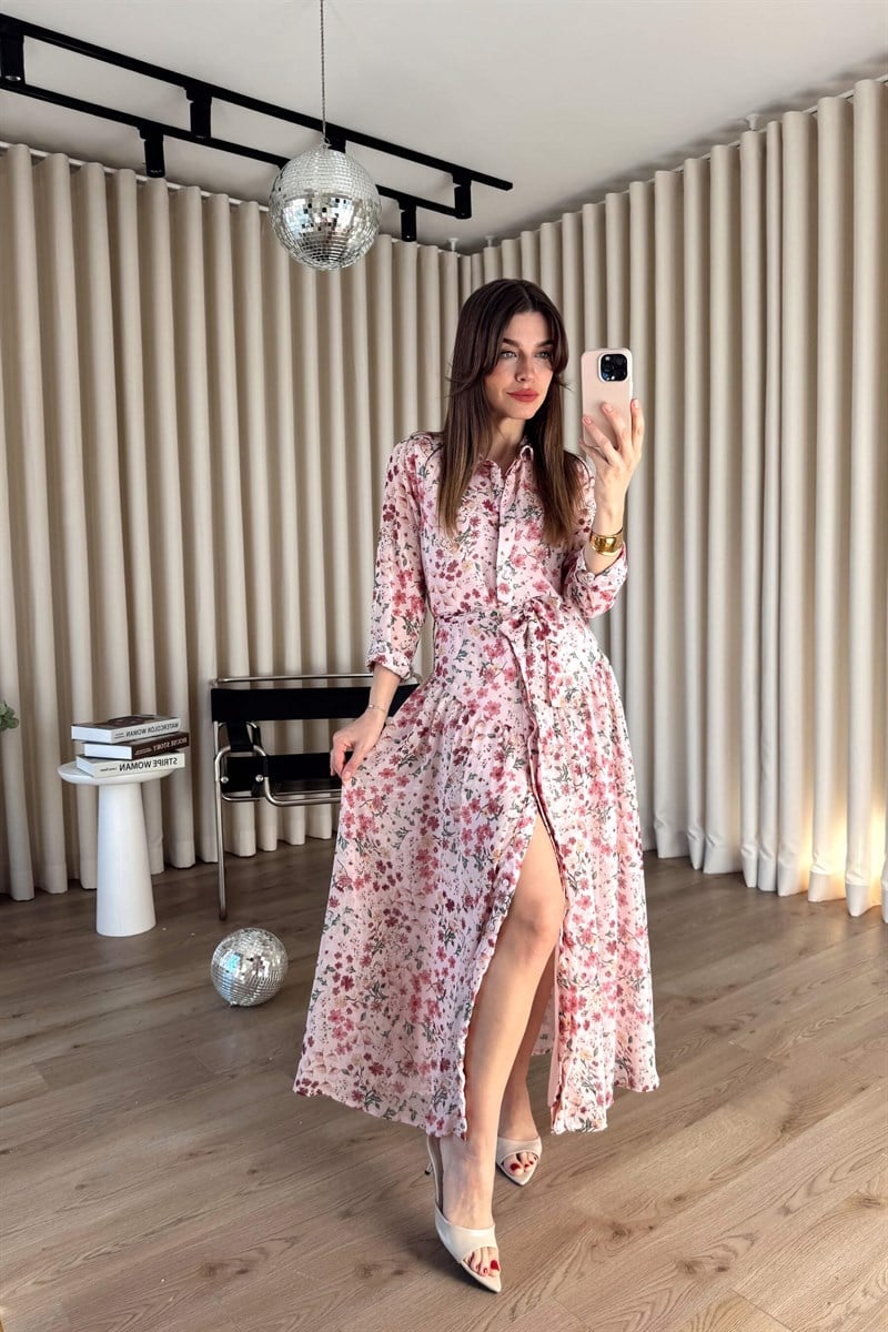 Pembe Çiçek Desenli Astarlı Kuşaklı Maxi Boy Şifon Gömlek Elbise
