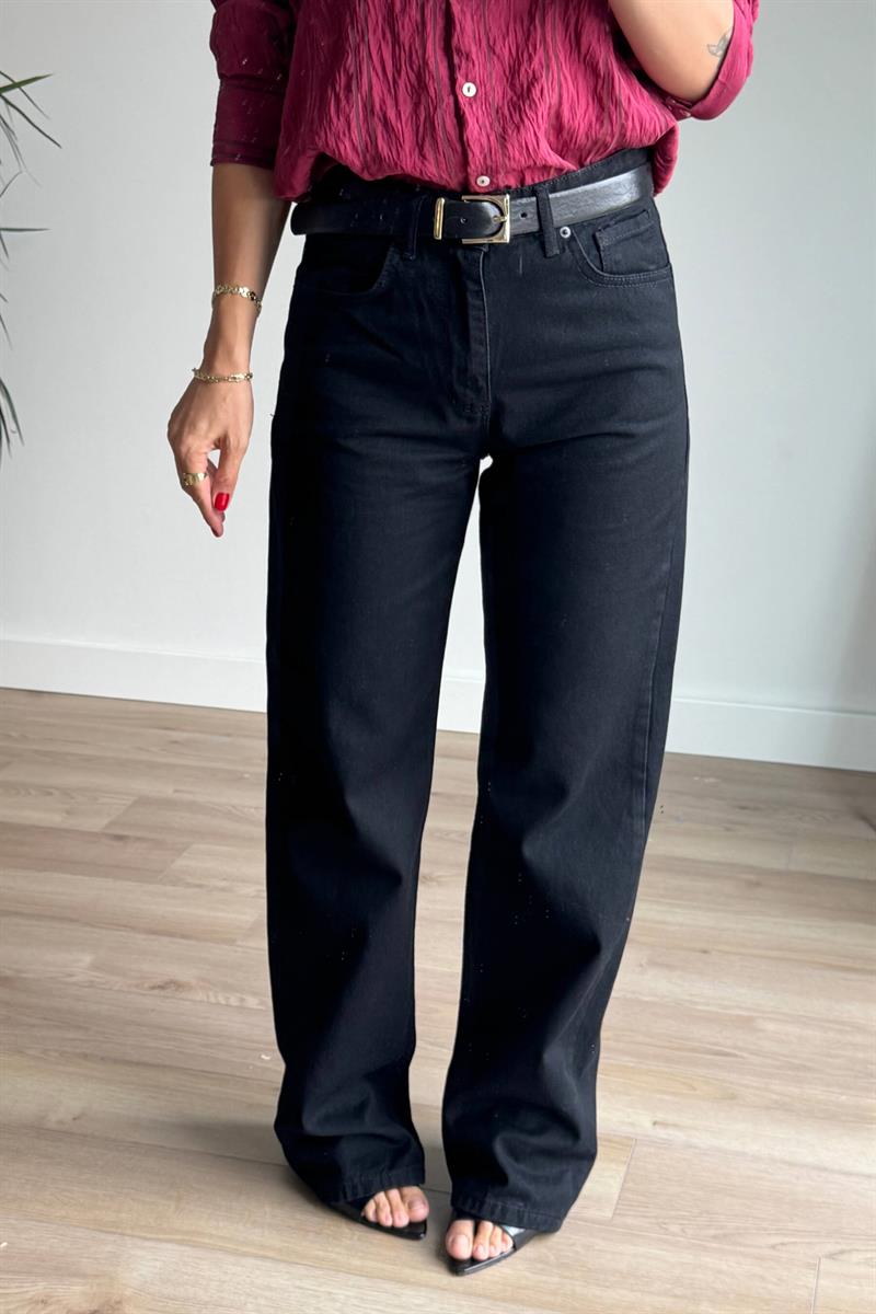 Siyah Bol Paça Yüksek Bel Yıkamalı Straight Jean