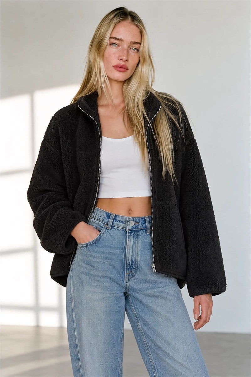 Siyah Fermuarlı Oversize Peluş Sweatshirt