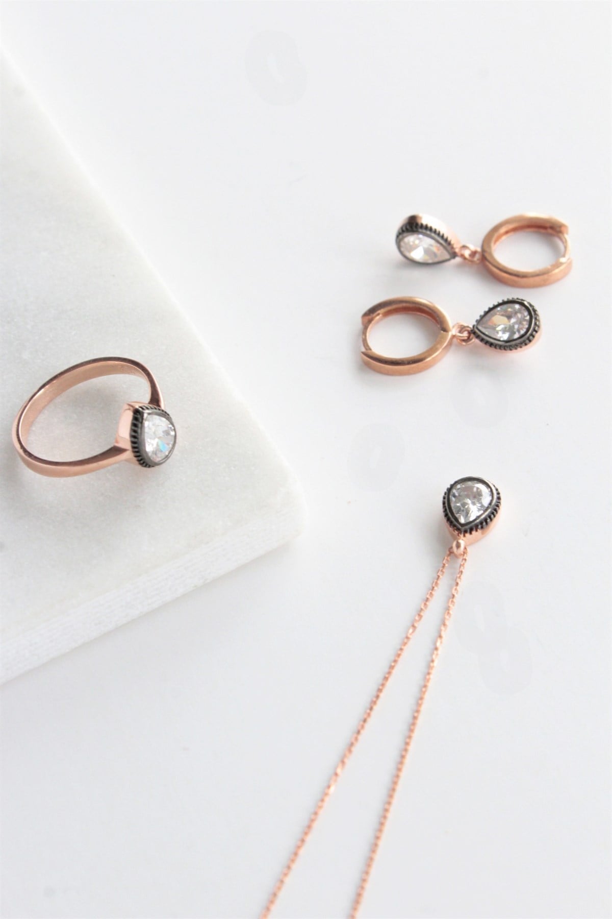 Elmas Montur Set