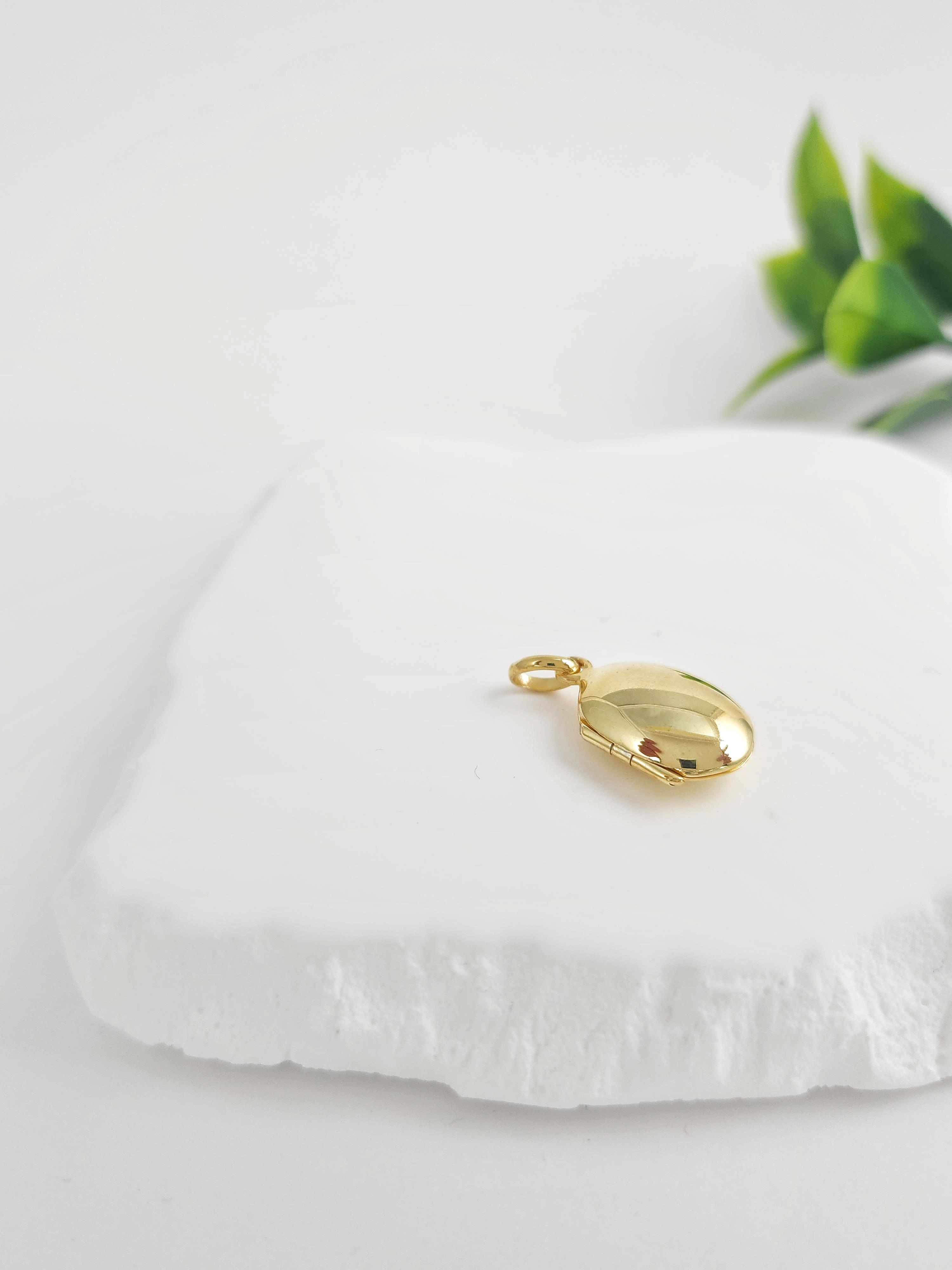 Kapaklı Oval Kolye ( Tek Uç )