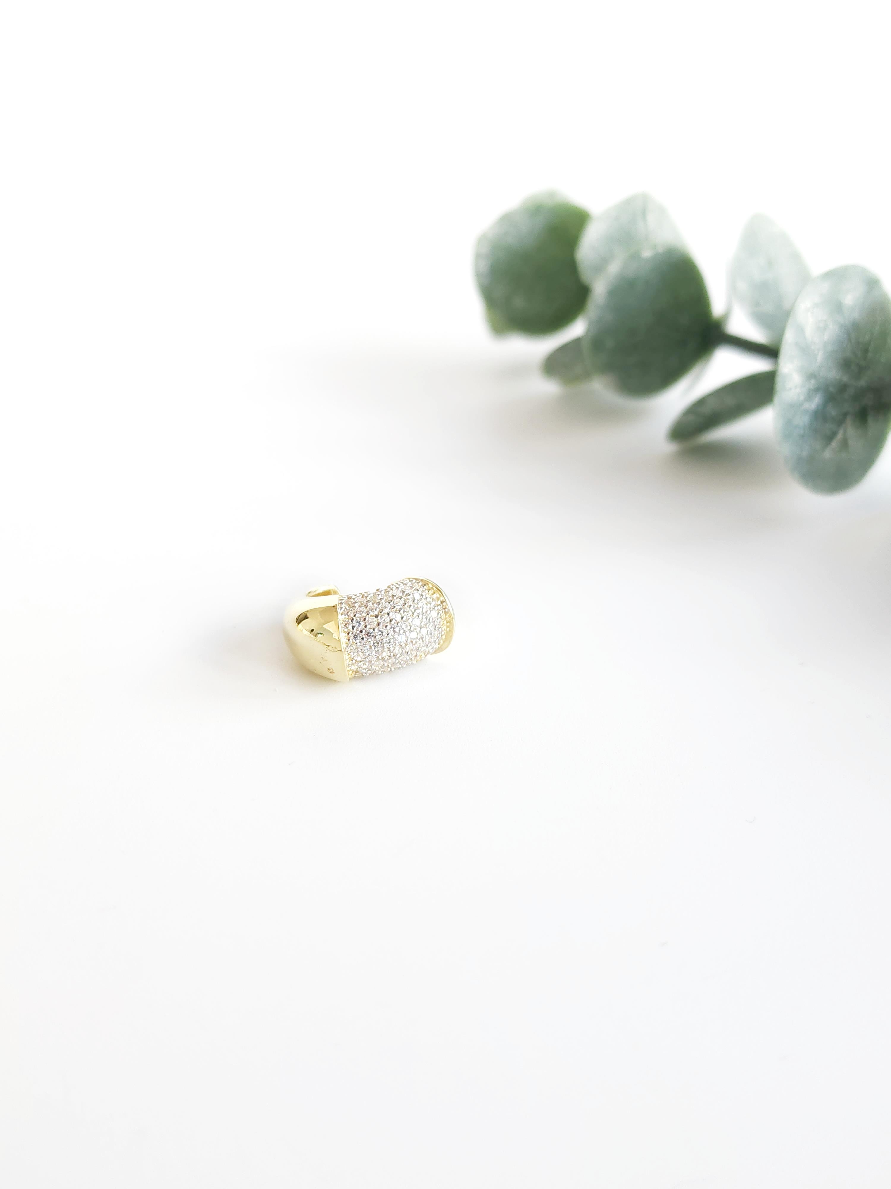 Zirkon Kıkırdak Küpe