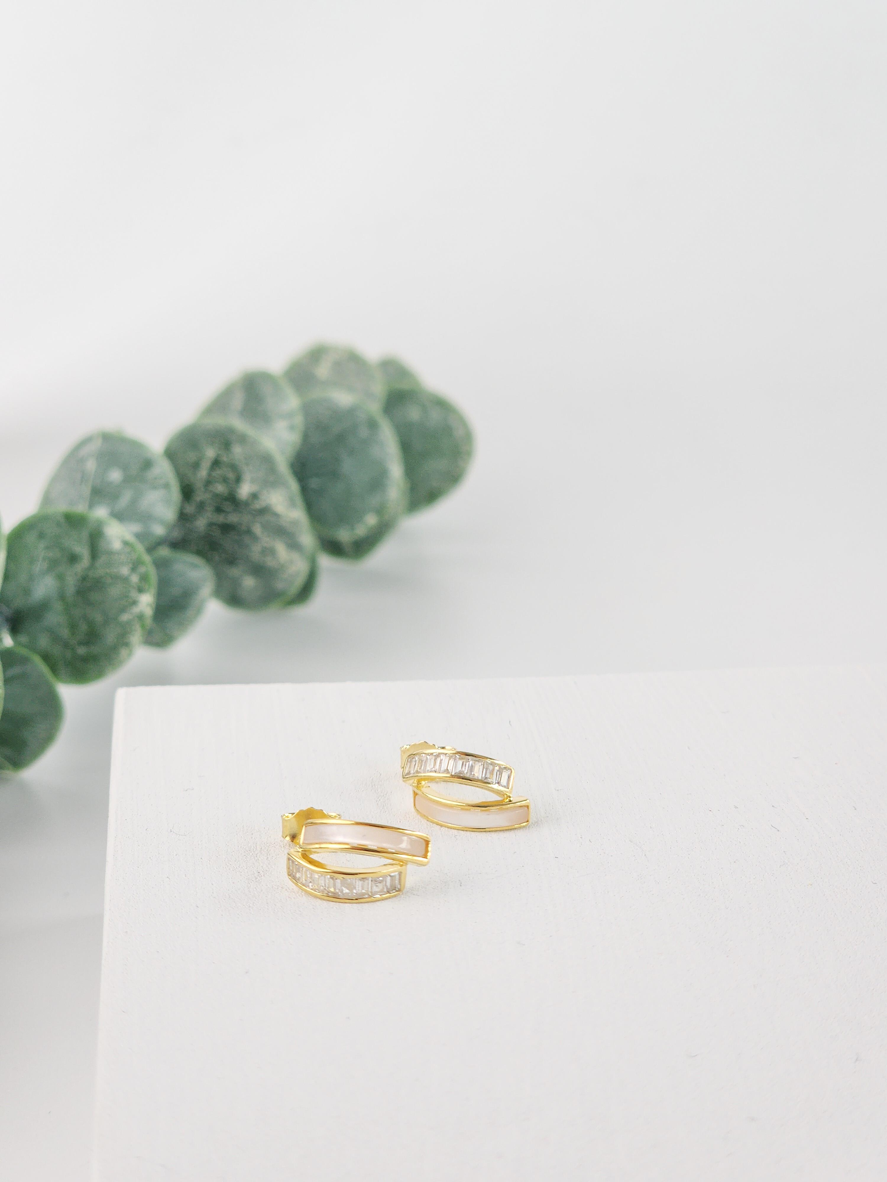 Baguette 4 Çivi Küpe