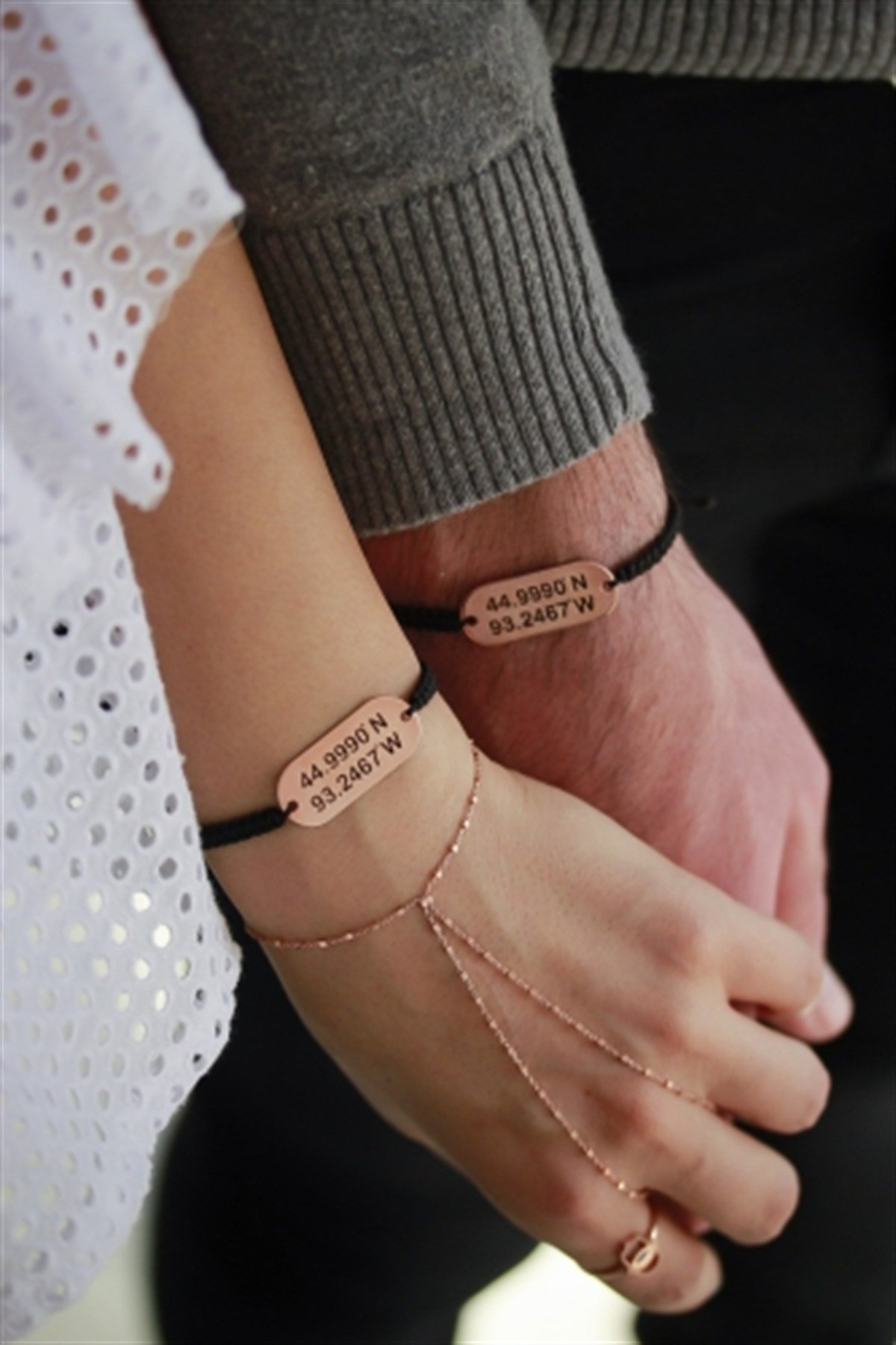 Çift Plaka Bileklik